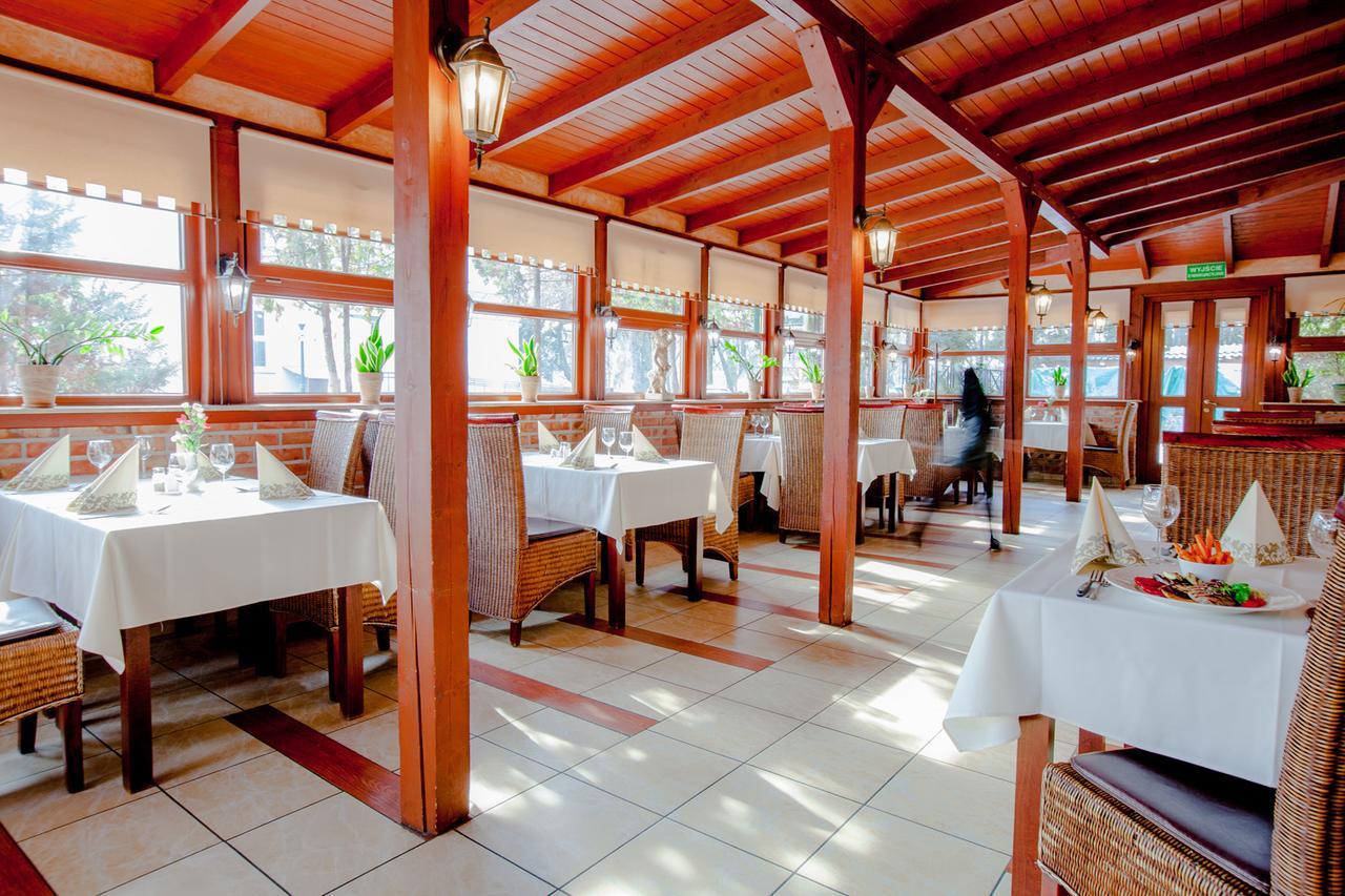 Hotel Diament Vacanza Katowice - Siemianowice Siemianowice Śląskie Εξωτερικό φωτογραφία